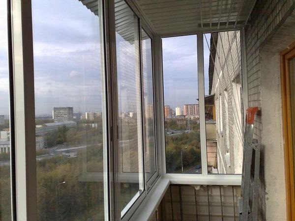 Купить алюминиевые рамы и окна для балкона - легко!